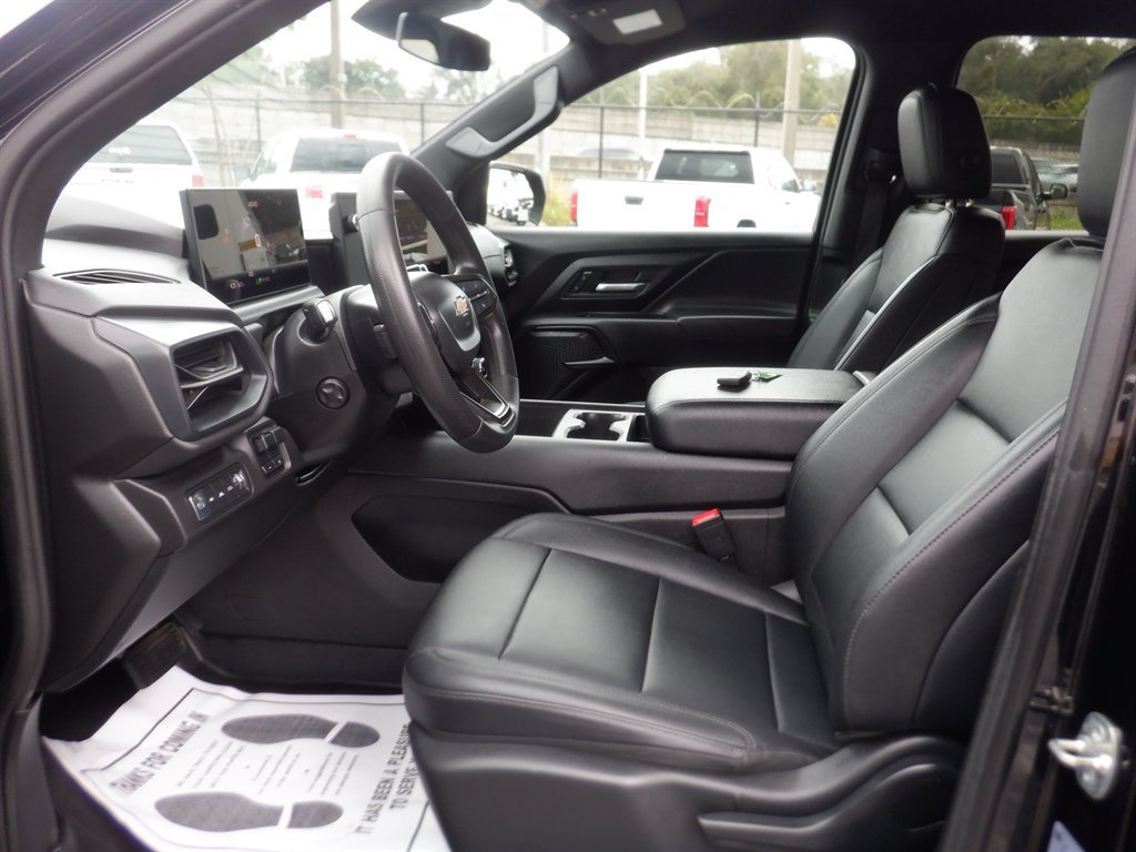 Used 2024 Chevrolet Silverado EV W/T AWD/4WD image 13