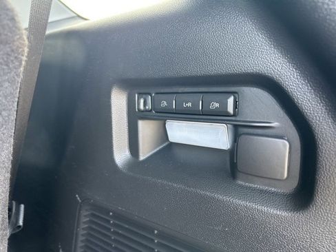 Used 2023 Ford Explorer Limited w/ Equipment Group 301A image 10