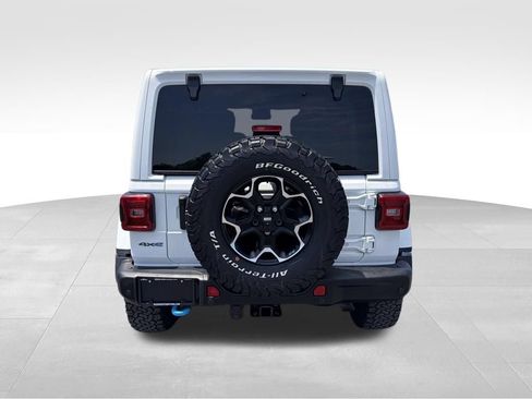 Used 2021 Jeep Wrangler Unlimited Rubicon 4xe w/ Steel Bumper Group AWD/4WD image 17