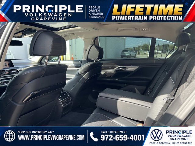 Used 2021 BMW 740i w/ Premium Package RWD image 23