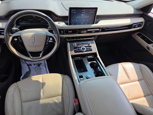 Used 2021 Lincoln Aviator Reserve w/ Equipment Group 201A RWD image 10