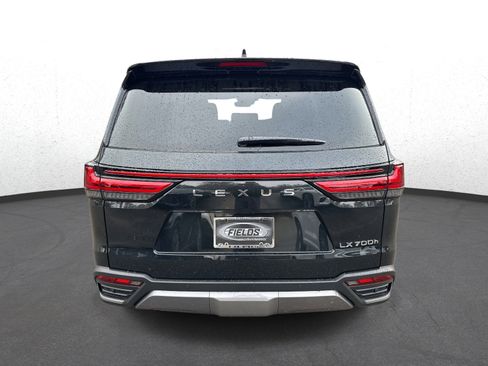 New 2026 Lexus LX 700h Luxury image 4