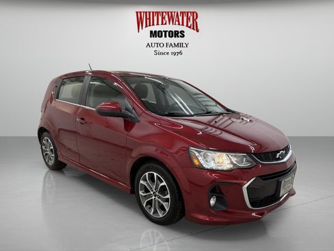 Used 2019 Chevrolet Sonic LT w/ Convenience Package image 5