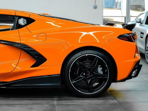 Used 2022 Chevrolet Corvette Stingray Premium Cpe w/ Z51 Performance Package image 19