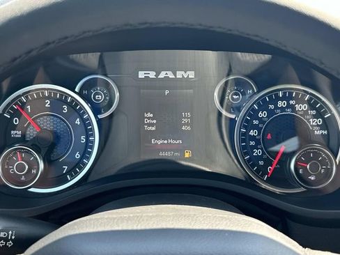 Used 2025 RAM 1500 Big Horn AWD/4WD image 33