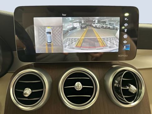 Certified 2022 Mercedes-Benz GLC 300 4MATIC image 26