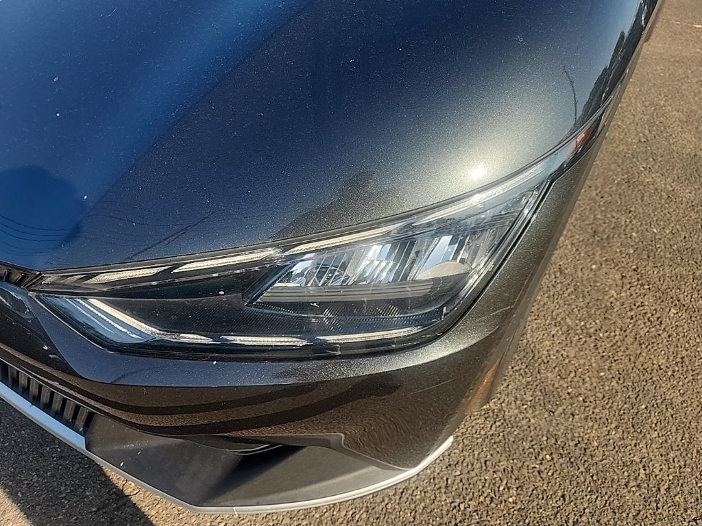 Certified 2024 Kia EV6 Light RWD image 6