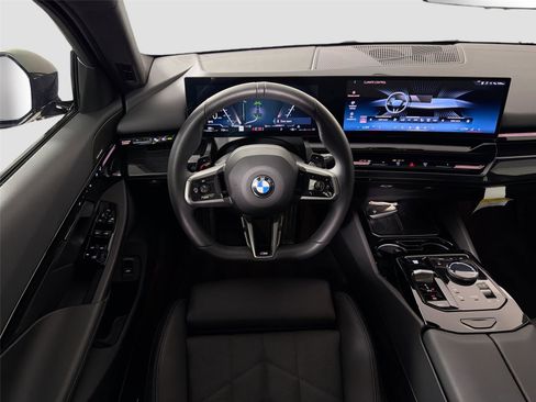 Certified 2026 BMW 530i w/ M Sport Package RWD image 22