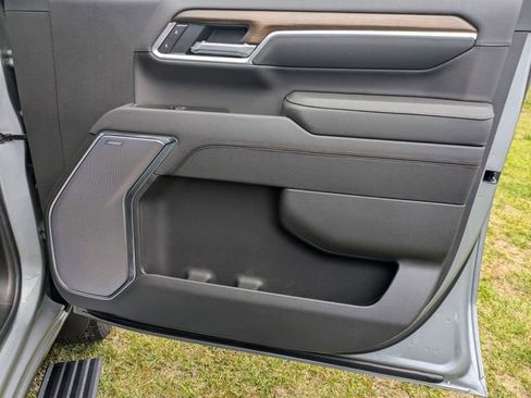 New 2026 Chevrolet Silverado 3500 High Country w/ Technology Package AWD/4WD image 38
