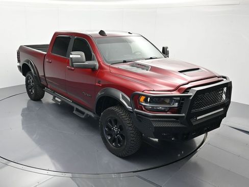 Used 2024 RAM 2500 Laramie w/ Night Edition image 32