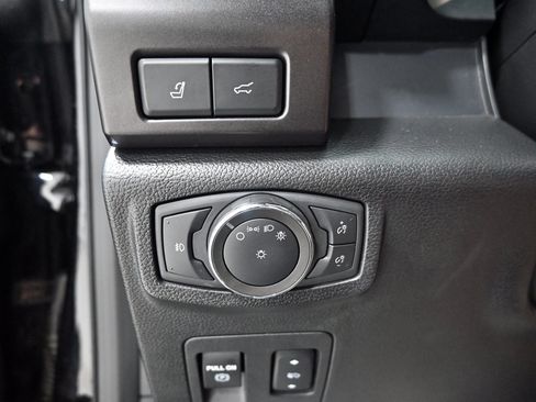 Used 2020 Ford Expedition Limited w/ Equipment Group 301A AWD/4WD image 9