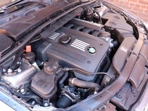 Used 2011 BMW 328i Sedan RWD image 12