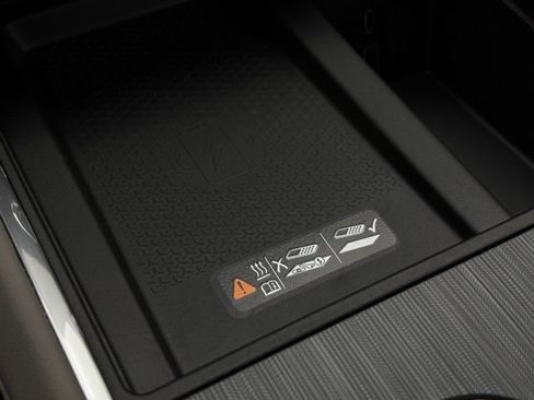 New 2026 GMC Acadia Elevation w/ Elevation Premium Package FWD image 31