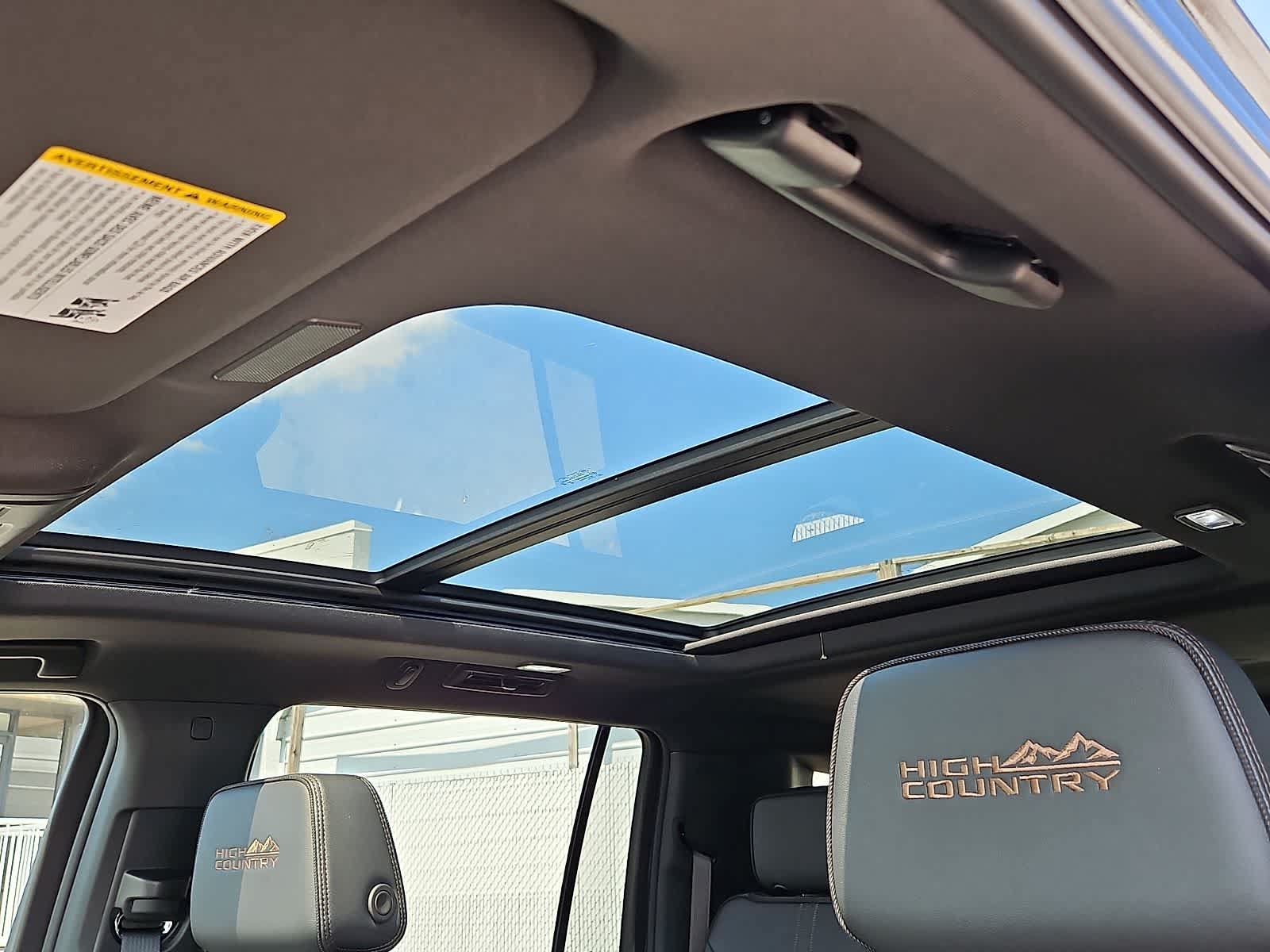 New 2026 Chevrolet Suburban High Country AWD/4WD image 13