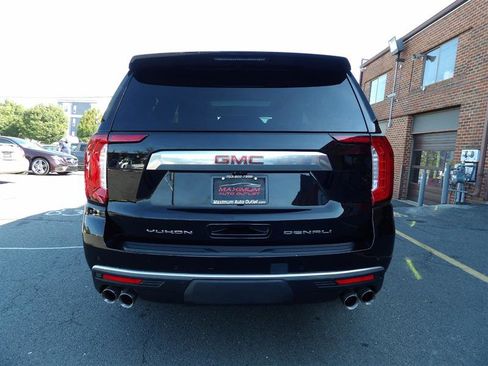 Used 2021 GMC Yukon XL Denali w/ Denali Premium Package image 4