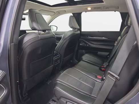 Certified 2023 INFINITI QX60 Sensory w/ Vision Package AWD/4WD image 10