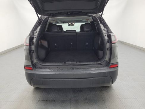 Used 2020 Jeep Cherokee Latitude Plus FWD image 29