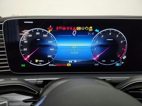 Used 2024 Mercedes-Benz Maybach GLS 600 4MATIC image 9