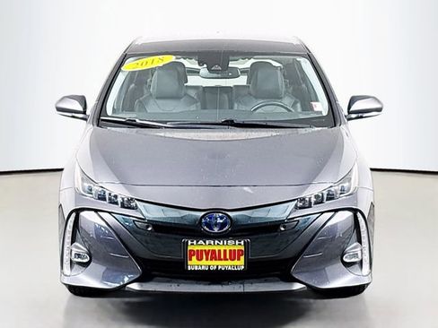 Used 2018 Toyota Prius Prime Advanced image 2