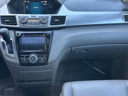 Used 2014 Honda Odyssey EX-L image 18