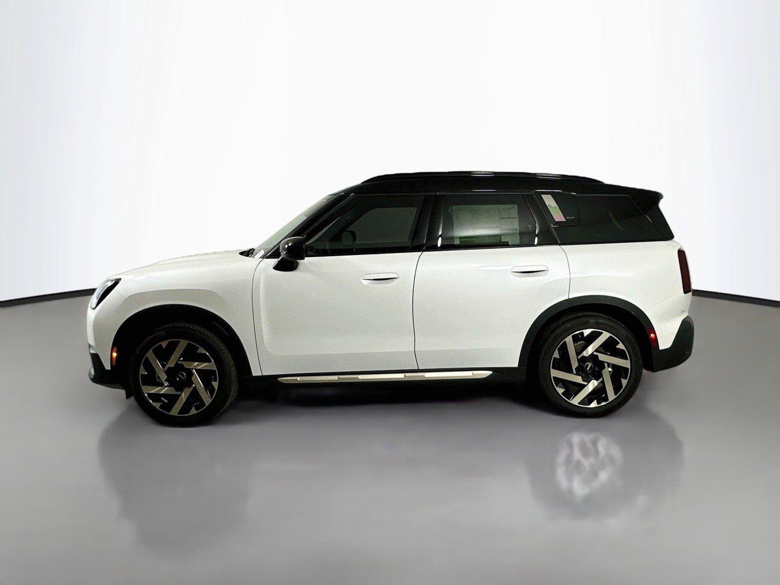 Used 2025 MINI Cooper Countryman SE AWD/4WD image 8