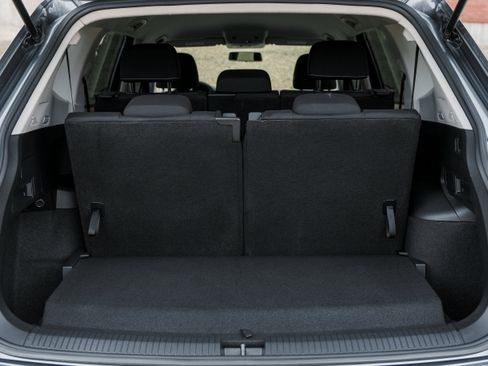 Used 2022 Volkswagen Tiguan S image 24