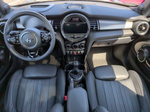Used 2021 MINI Cooper S w/ Driver Assistance Package image 26
