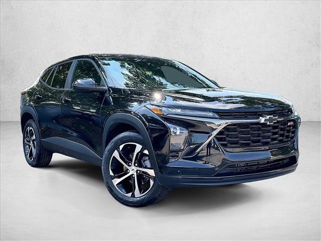 Used 2025 Chevrolet Trax RS FWD image 12
