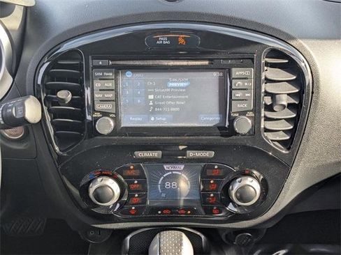 Used 2017 Nissan Juke SV w/ Technology Package image 18