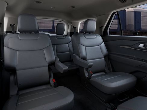 New 2027 Ford Explorer Active w/ Active Comfort Package RWD image 11