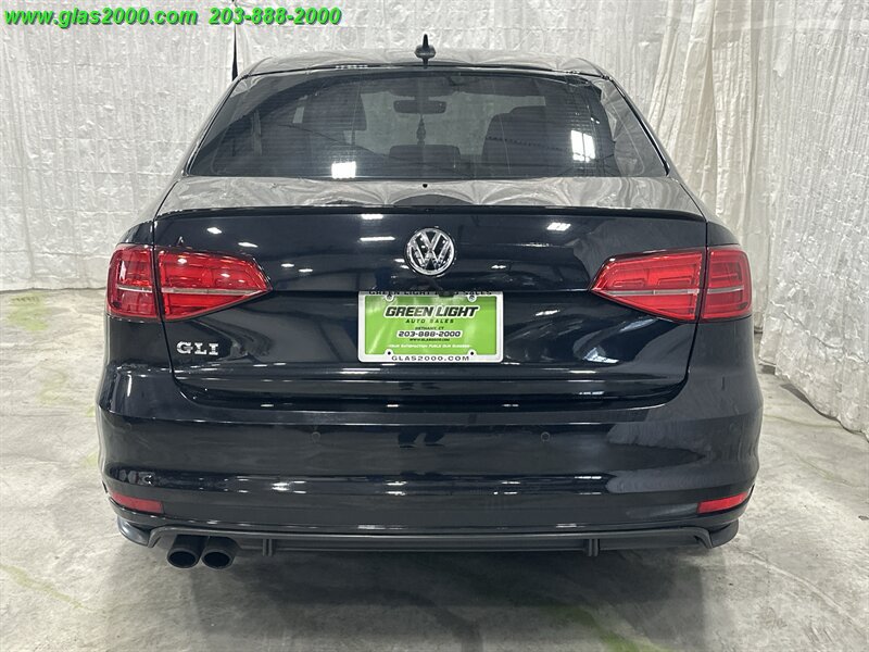 Used 2017 Volkswagen Jetta GLI FWD image 20