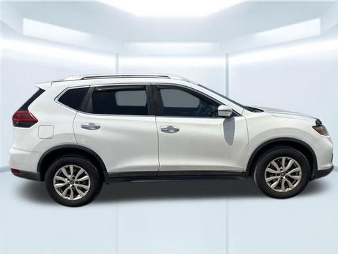 Used 2018 Nissan Rogue SV AWD/4WD image 5