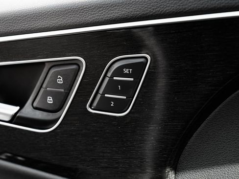 Used 2022 Audi Q7 3.0T Premium image 19