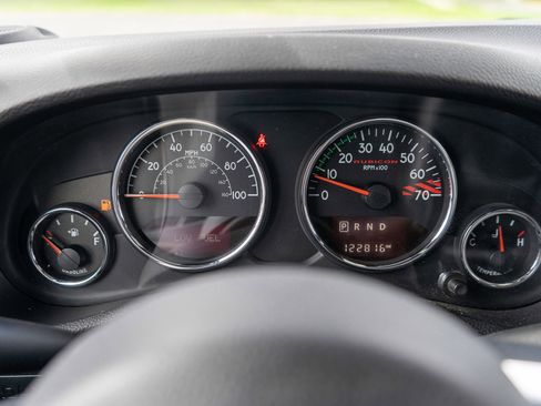 Used 2017 Jeep Wrangler Unlimited Rubicon AWD/4WD image 11