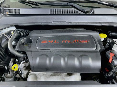 Used 2022 Jeep Compass Latitude AWD/4WD image 28