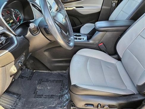 Used 2018 Chevrolet Equinox Premier image 15