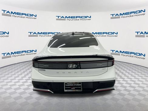 Used 2025 Hyundai Sonata Limited FWD image 4