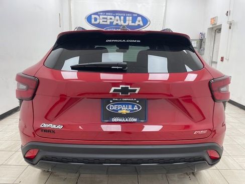 New 2026 Chevrolet Trax RS w/ Sunroof Package image 19