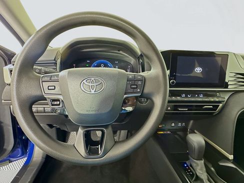 Certified 2025 Toyota Camry LE image 11