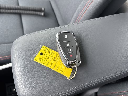 Used 2019 Chevrolet Bolt LT image 36