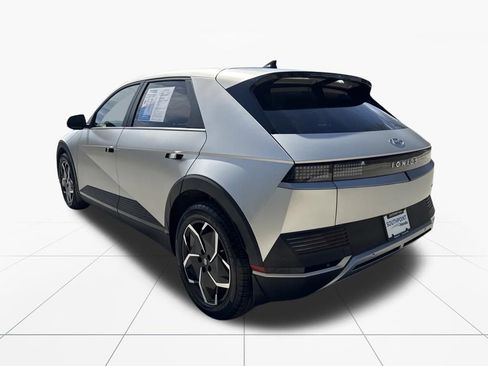 Used 2023 Hyundai Ioniq 5 SEL image 6