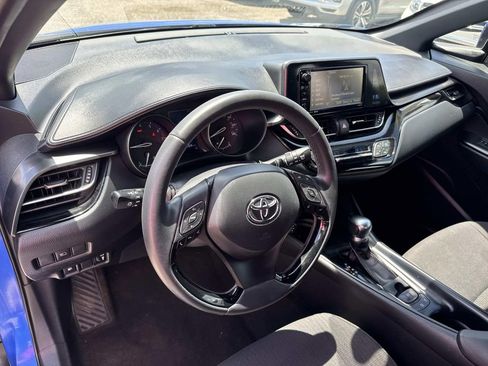 Used 2018 Toyota C-HR XLE image 19