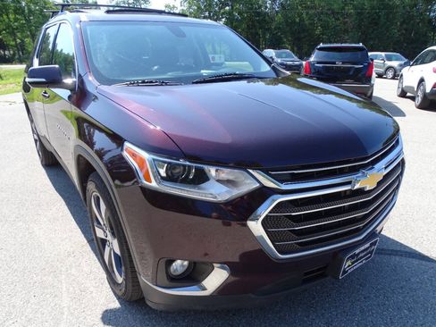 Used 2018 Chevrolet Traverse AWD LT w/ 2LT image 6