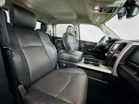 Used 2016 RAM 1500 Laramie w/ Convenience Group image 29