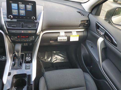 New 2025 Mitsubishi Eclipse Cross SE image 26