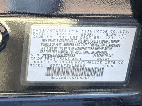 Used 2025 Nissan Versa SV image 27