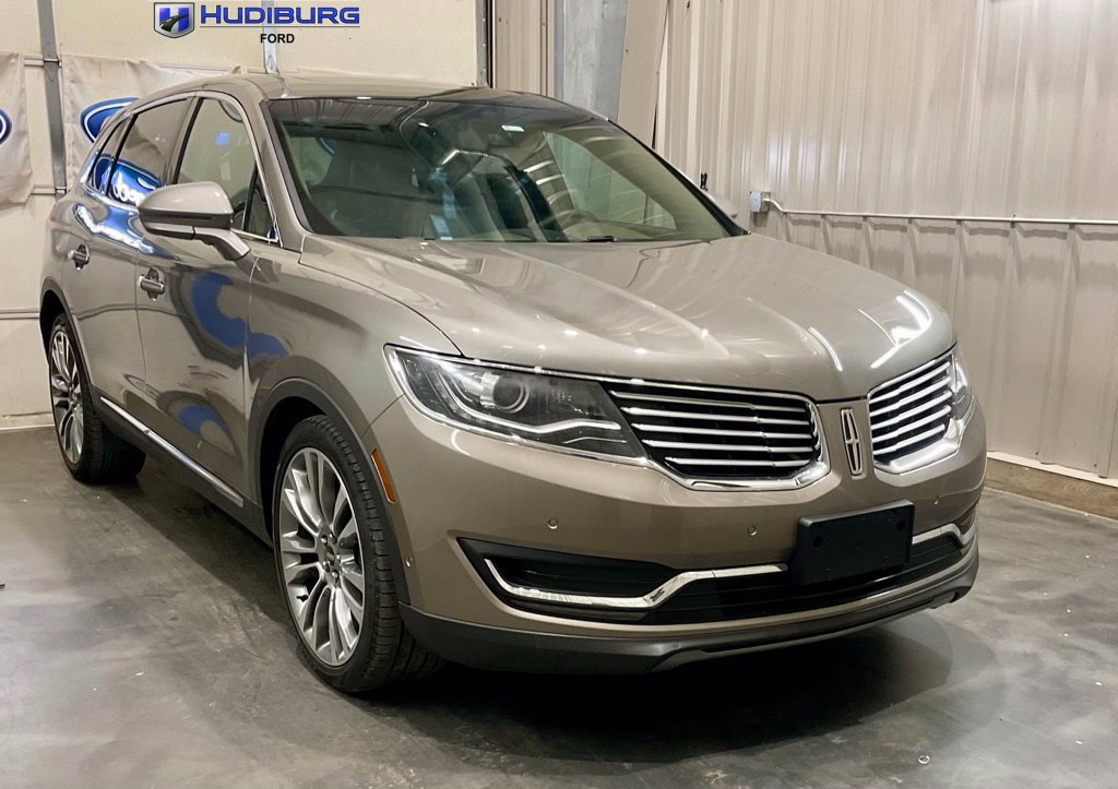 Used 2017 Lincoln MKX Reserve w/ Driver Assistance Package AWD/4WD image 1
