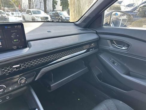 Used 2023 Honda Accord Sport image 16