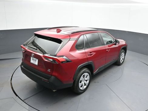Used 2020 Toyota RAV4 LE AWD/4WD image 37