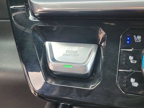 Certified 2022 GMC Sierra 1500 Denali AWD/4WD image 32